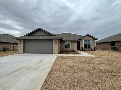 816 SE 17th Ter, Newcastle, OK 73065