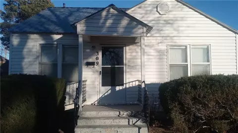 309 S Main St, Guymon, OK 73942 photo 1