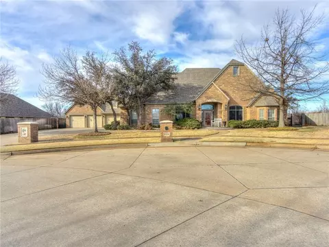 1104 Abbeywood Pl, Yukon, OK 73099