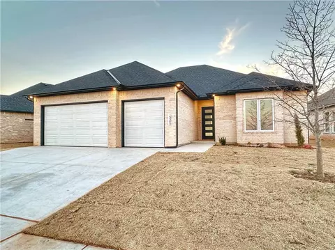 15305 Jasper Ln, Edmond, OK 73013