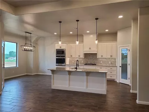1007 Heritage Hls, Tuttle, OK 73089 photo 6