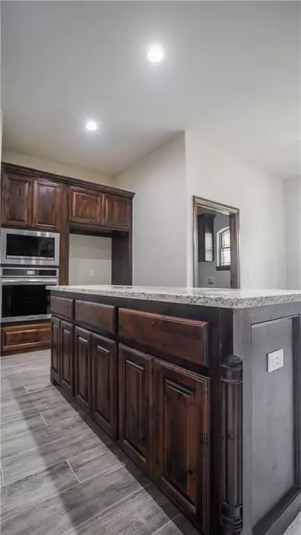 1126 Kimberlin Ln, Tuttle, OK 73089 photo 12