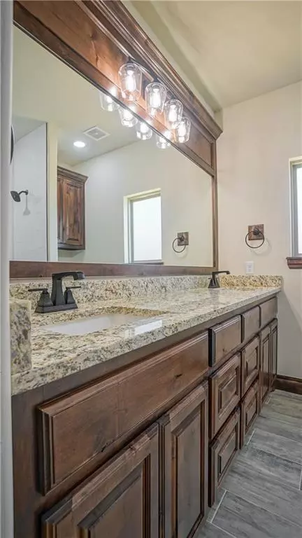 1126 Kimberlin Ln, Tuttle, OK 73089 photo 21
