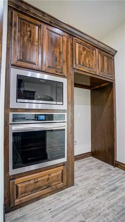 1126 Kimberlin Ln, Tuttle, OK 73089 photo 5