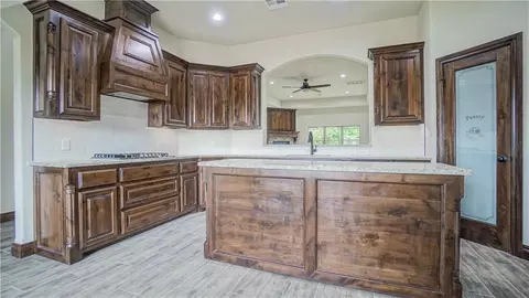 1126 Kimberlin Ln, Tuttle, OK 73089 photo 6