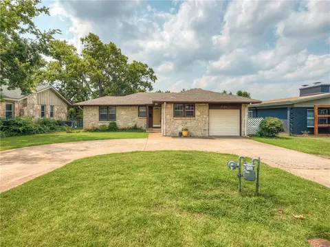 1734 NW 63rd St, Nichols Hills, OK 73116