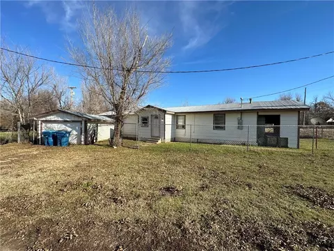 204 NW 4th St, Tuttle, OK 73089 photo 21