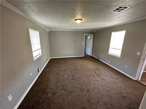 204 NW 4th St, Tuttle, OK 73089 photo 4