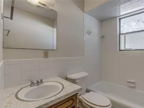 3 W Main St, Tuttle, OK 73089 photo 5