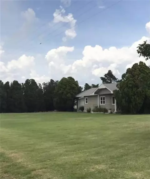 11257 Ns Ns 166 Rd, Gate, OK 73844