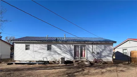 205 Will Rogers St, Guymon, OK 73942 photo 2