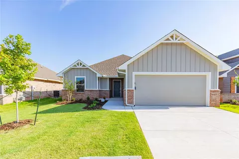 12321 SW 31st St, Yukon, OK 73099