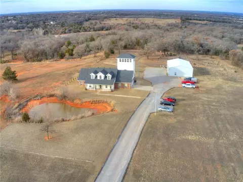 11301 E Post Oak Rd, Noble, OK 73068 photo 1