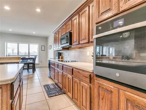 11301 E Post Oak Rd, Noble, OK 73068 photo 12