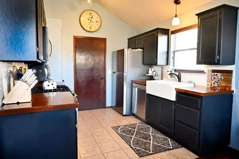 2400 Augusta Dr, Moore, OK 73160 photo 5