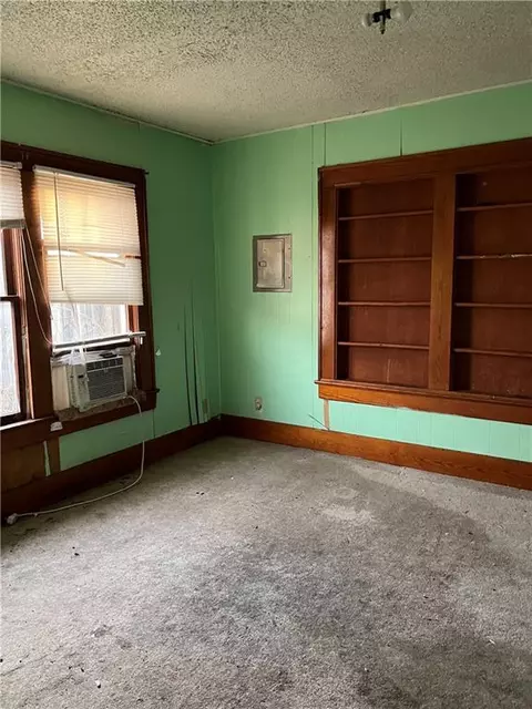 404 W C St, Olustee, OK 73560 photo 9