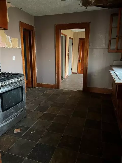 404 W C St, Olustee, OK 73560 photo 4