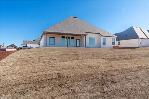 1077 Colonial Ave, Tuttle, OK 73089 photo 32