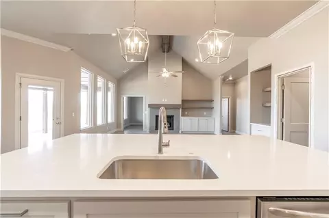 1077 Colonial Ave, Tuttle, OK 73089 photo 10