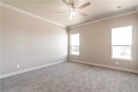 1077 Colonial Ave, Tuttle, OK 73089 photo 13