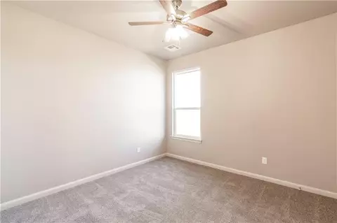 1077 Colonial Ave, Tuttle, OK 73089 photo 19