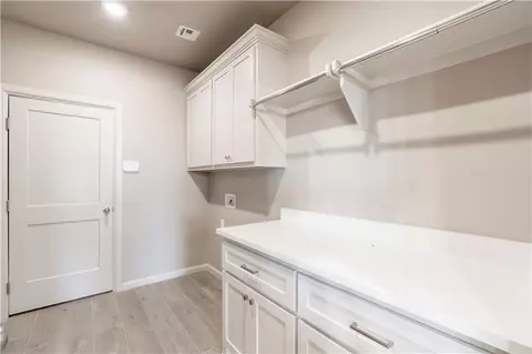 1077 Colonial Ave, Tuttle, OK 73089 photo 28