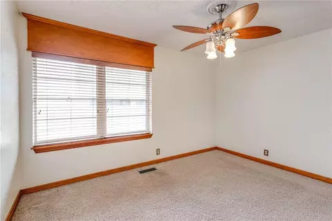 430 Poplar Ave, Yukon, OK 73099 photo 27