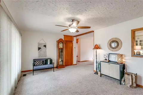 430 Poplar Ave, Yukon, OK 73099 photo 4
