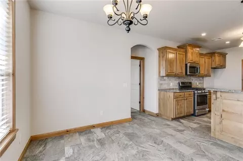 2125 E Sooner Rd, Tuttle, OK 73089 photo 15