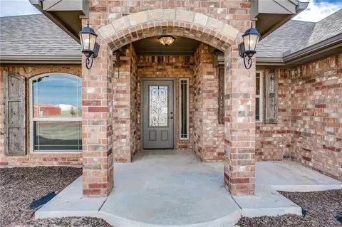 2125 E Sooner Rd, Tuttle, OK 73089 photo 4