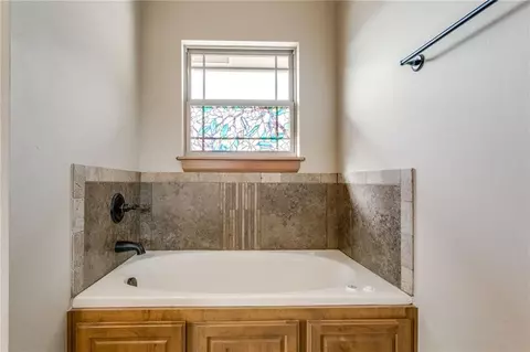 2125 E Sooner Rd, Tuttle, OK 73089 photo 25