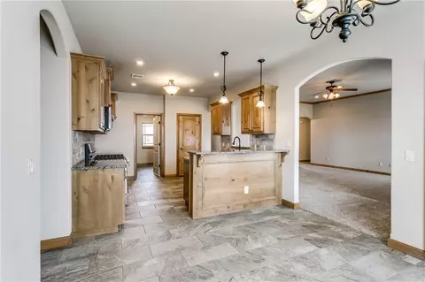2125 E Sooner Rd, Tuttle, OK 73089 photo 16