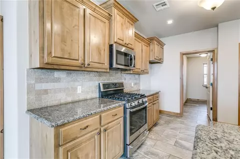 2125 E Sooner Rd, Tuttle, OK 73089 photo 10
