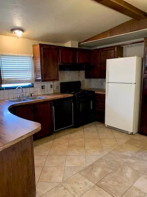 106771 S Kermit Dr, Mcloud, OK 74851 photo 3