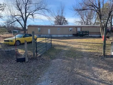 106771 S Kermit Dr, Mcloud, OK 74851 photo 1