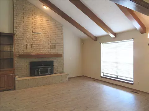 136 Sandra Rd, Clinton, OK 73601 photo 3
