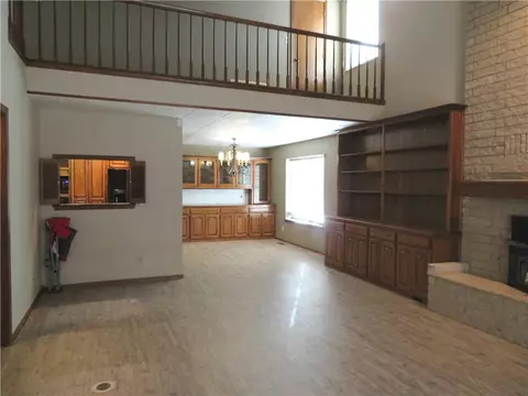 136 Sandra Rd, Clinton, OK 73601 photo 4