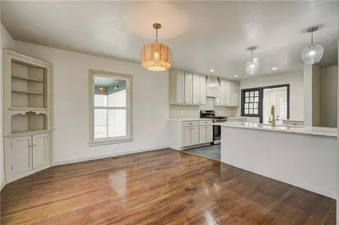 509 E Logan Ave, Guthrie, OK 73044 photo 7
