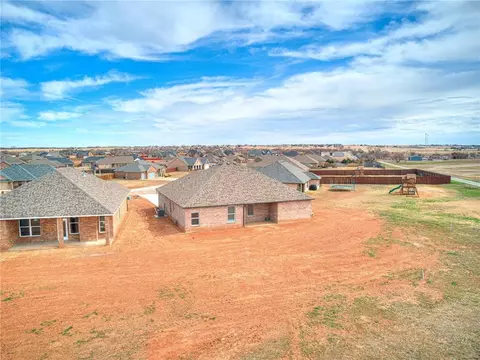 13535 NE Cornwallis Dr, Elgin, OK 73538 photo 7