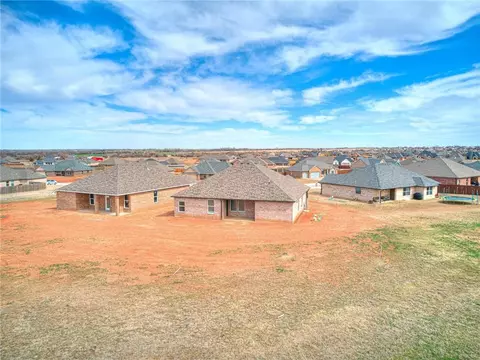 13535 NE Cornwallis Dr, Elgin, OK 73538 photo 6