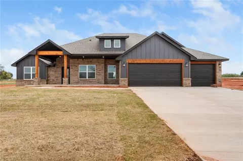 1205 Layla Ln, Blanchard, OK 73010