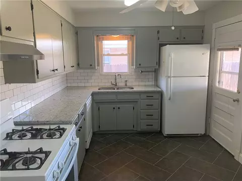 23 E 13th St, Edmond, OK 73034 photo 3