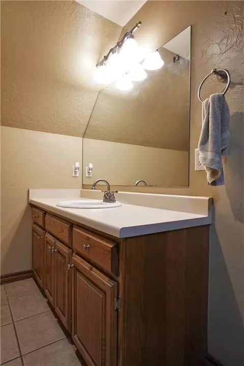 213 E 6th St, Hydro, OK 73048 photo 19