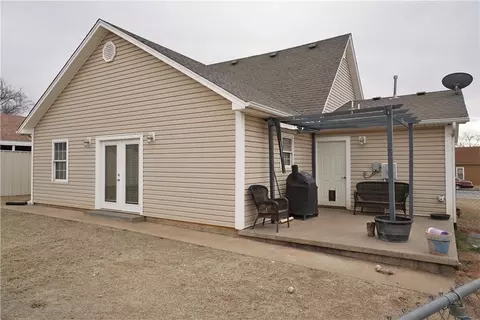 213 E 6th St, Hydro, OK 73048 photo 26