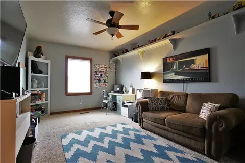 213 E 6th St, Hydro, OK 73048 photo 14
