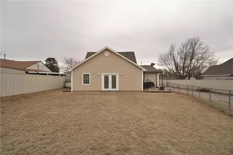213 E 6th St, Hydro, OK 73048 photo 23