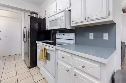 1713 Willow Brook St, Moore, OK 73160 photo 8