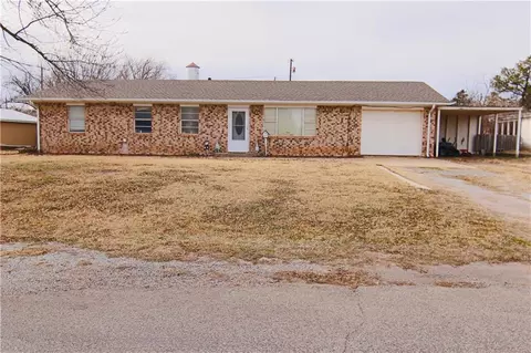 515 S Oak, Erick, OK 73645