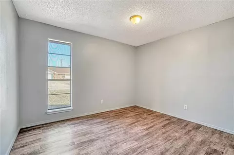 1405 Inis St, Altus, OK 73521 photo 8