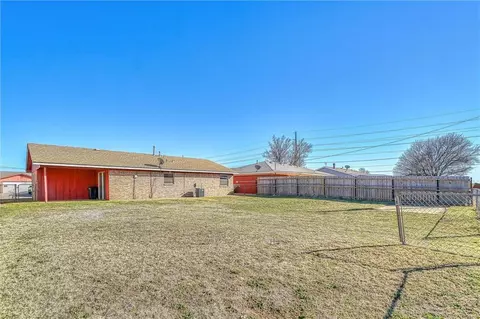 1405 Inis St, Altus, OK 73521 photo 13